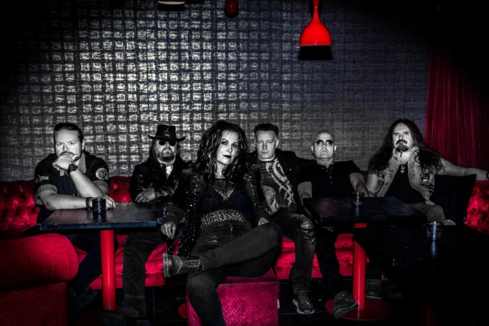 Bandbild: Zhiva